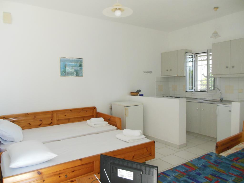 Helonata Apartments Arkoudi Ngoại thất bức ảnh